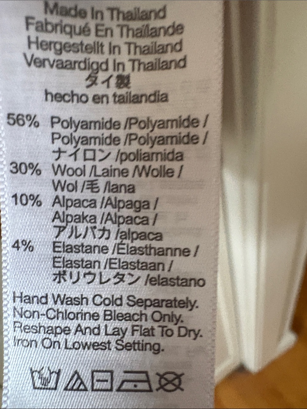 Madewell Cameron Rust Red Ribbed V-Neck Button Cardigan in Coziest Yarn - Picture 5 of 7